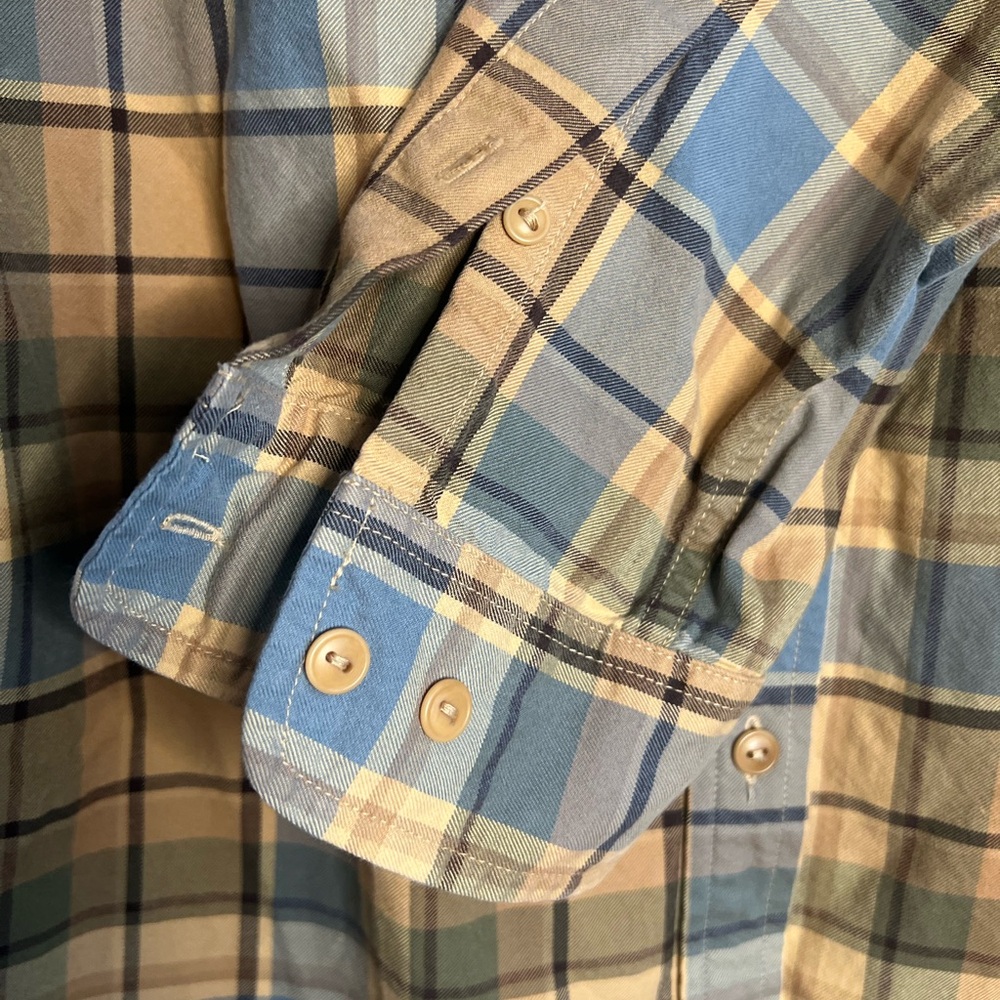 Lauren Ralph Lauren size 1X plaid button down shirt w/ embroidered pocket - Picture 4 of 7